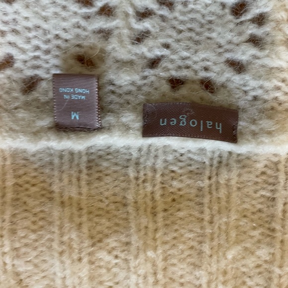 Cold Shoulder Beige Color Sweater - Picture 7 of 8